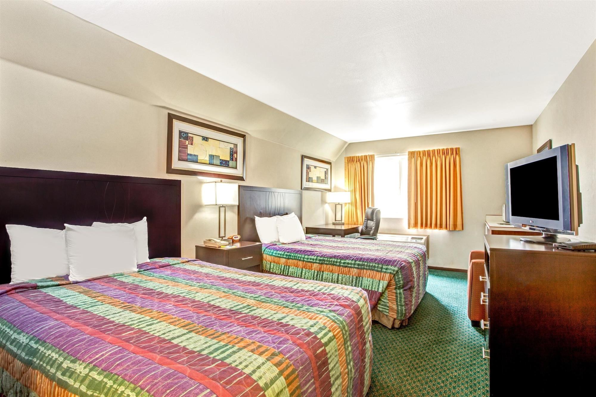 Days Inn By Wyndham Seattle Aurora Shoreline Esterno foto