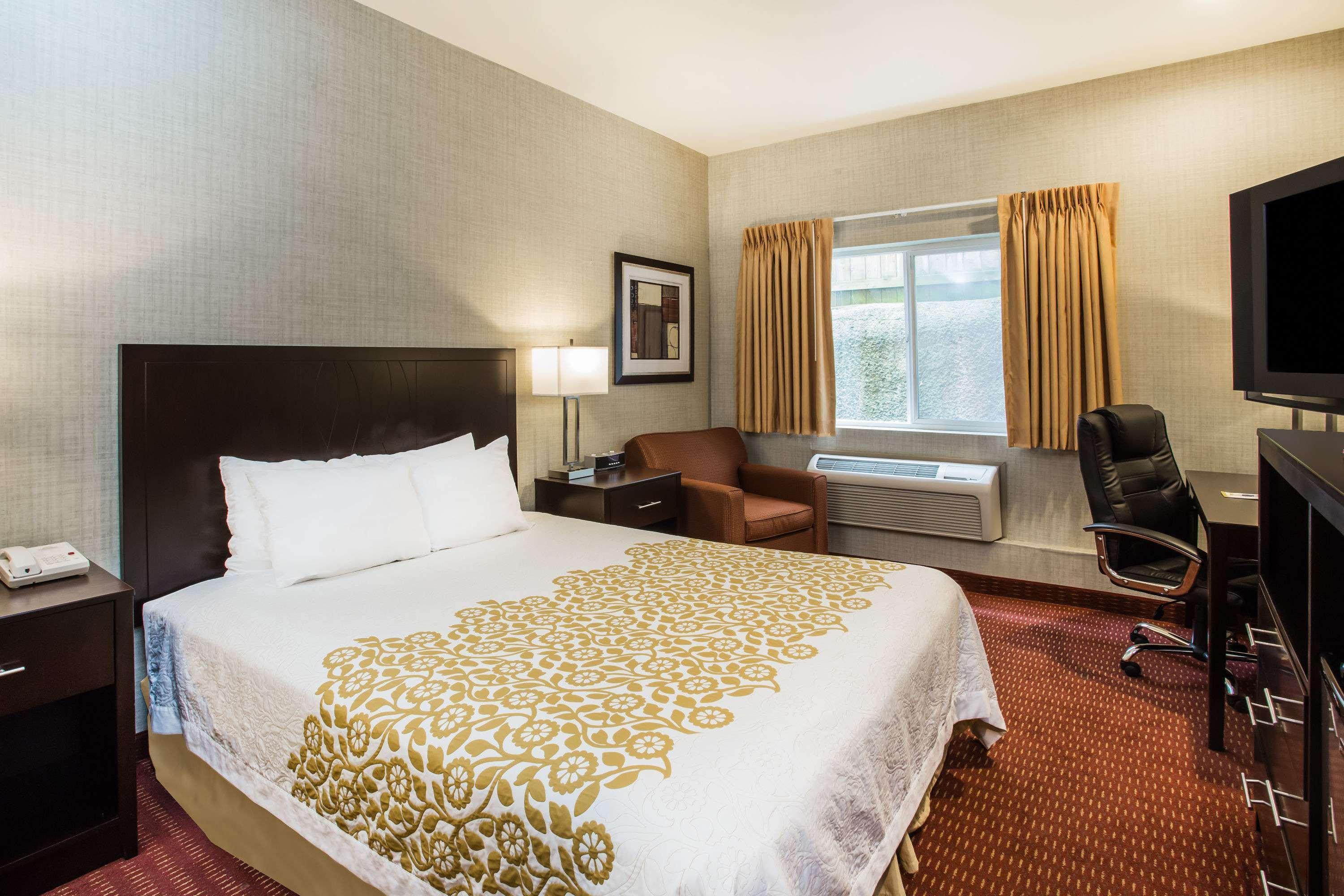 Days Inn By Wyndham Seattle Aurora Shoreline Esterno foto