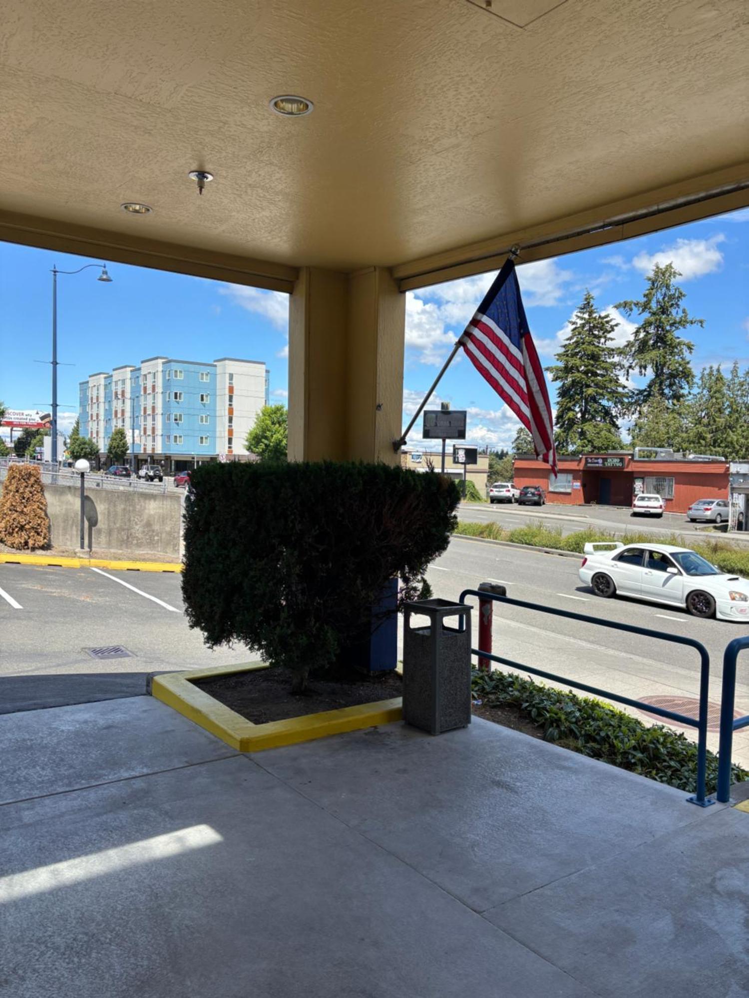 Days Inn By Wyndham Seattle Aurora Shoreline Esterno foto